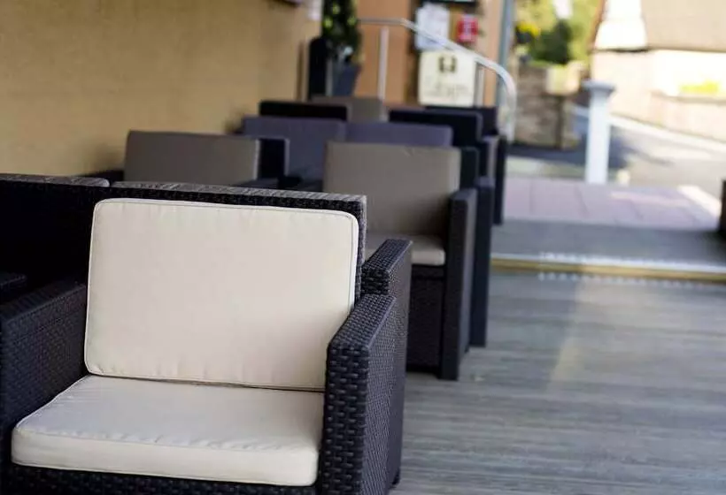 ホテル Spa Et Restaurant Au Chasseur