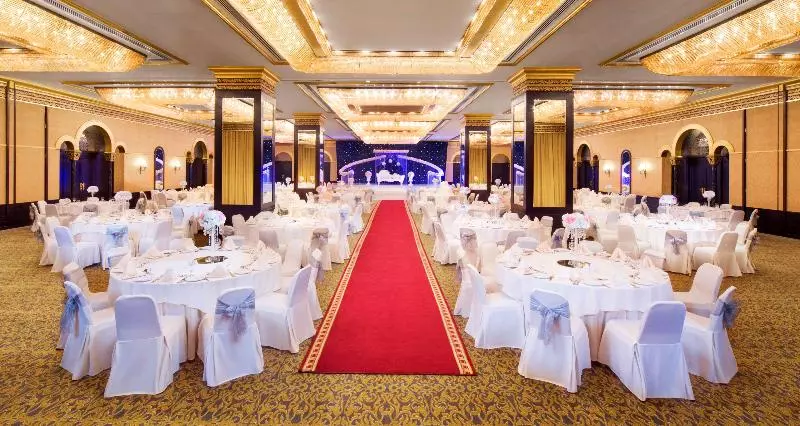 Radisson Blu Hotel & Resort, Abu Dhabi Corniche