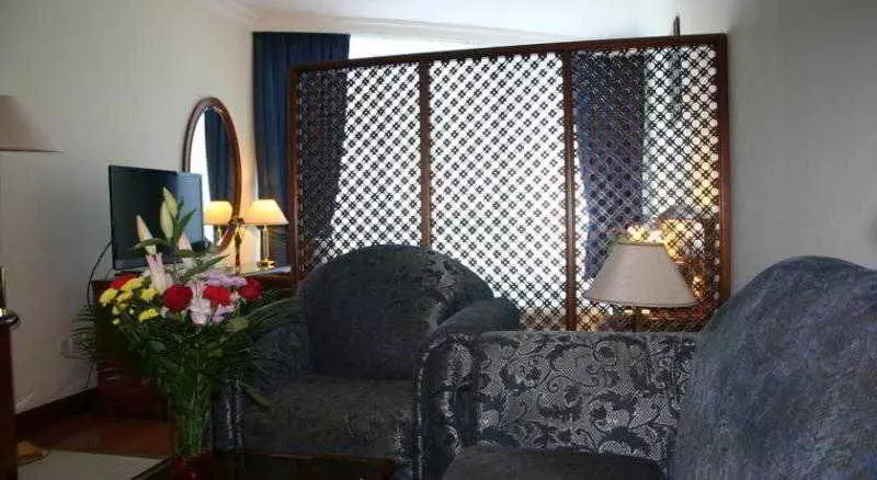 リゾートホテル Grand Excelsior Sharjah