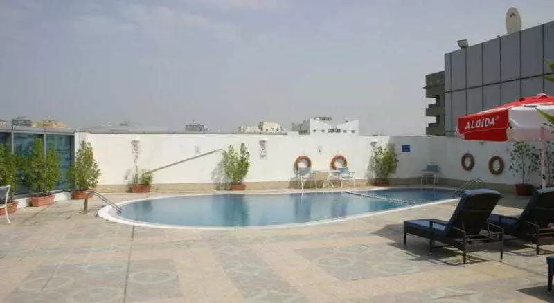 リゾートホテル Grand Excelsior Sharjah