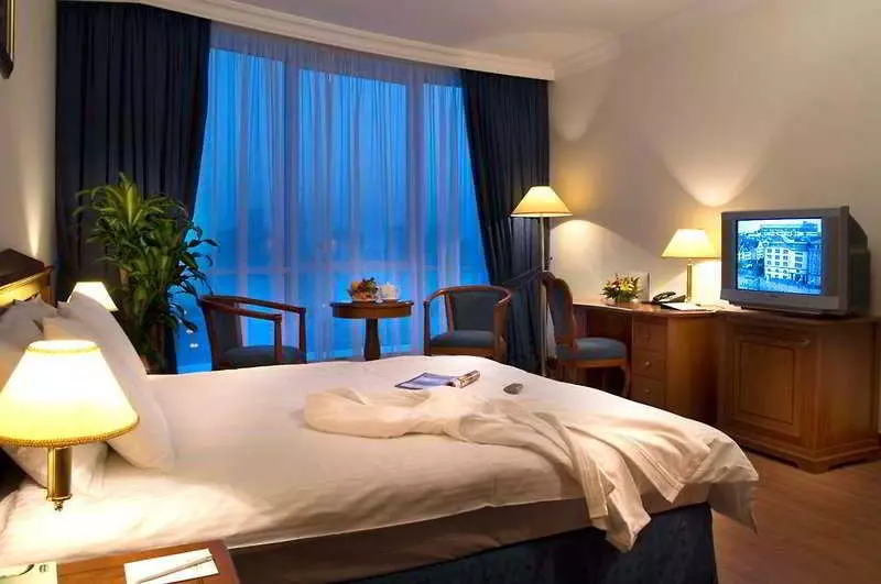 リゾートホテル Grand Excelsior Sharjah