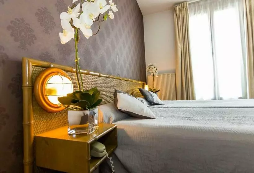 Отель Hôtel Abc Champerret