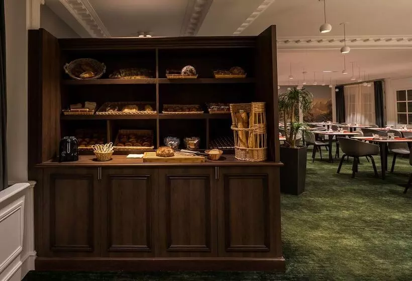 هتل Aigle Noir Fontainebleau Mgallery