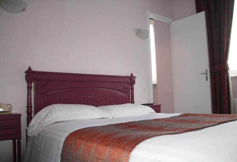 Отель Balzac Hôtel