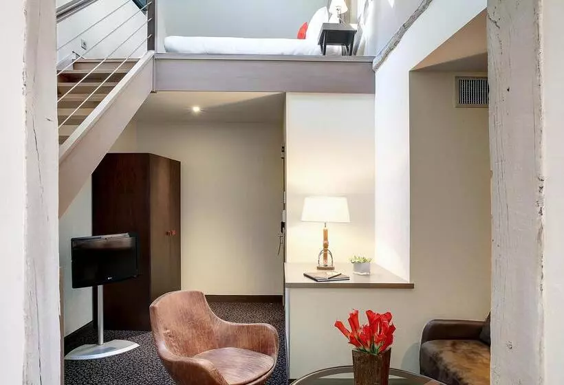 Отель Best Western Premier De La Poste & Spa