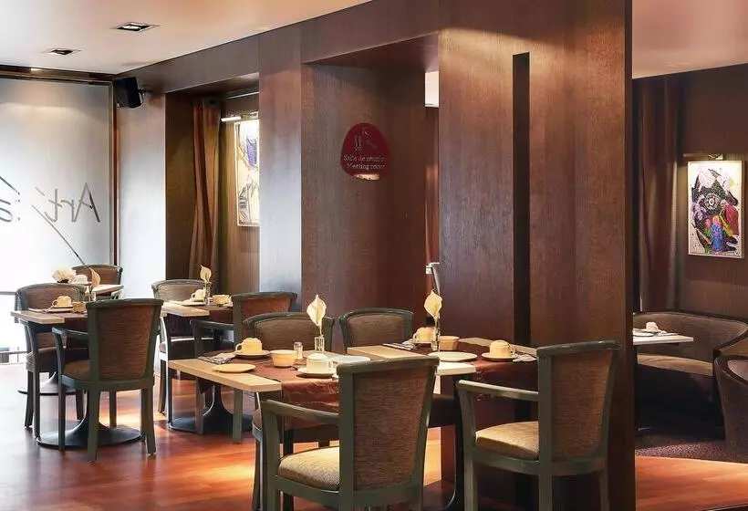 Отель Best Western Premier De La Poste & Spa