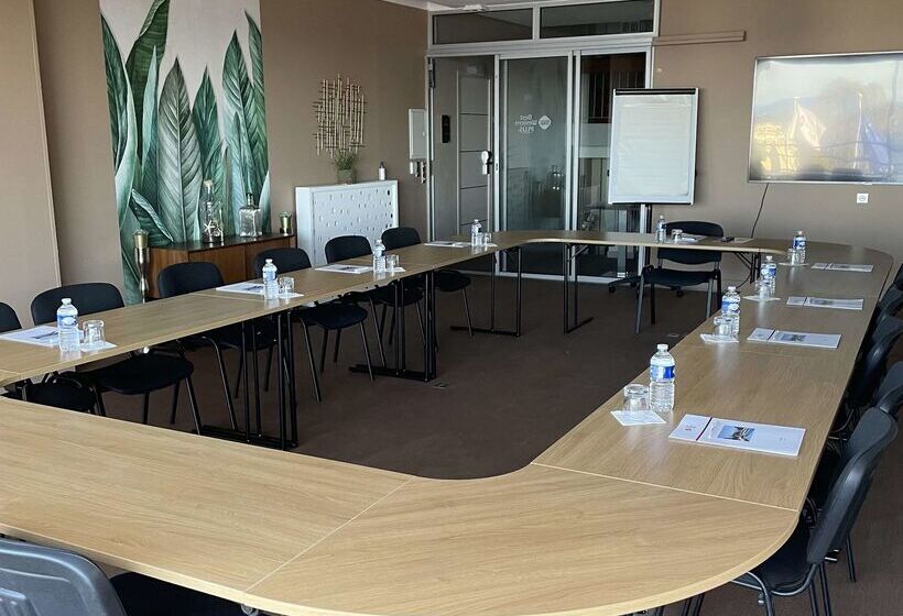 هتل Best Western Plus Hôtel La Rade