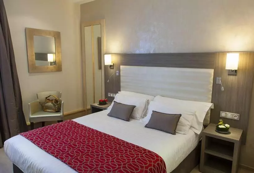 Best Western Plus Hotel Carlton Annecy