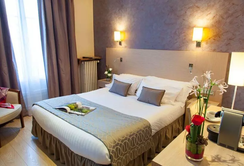 Best Western Plus Hotel Carlton Annecy