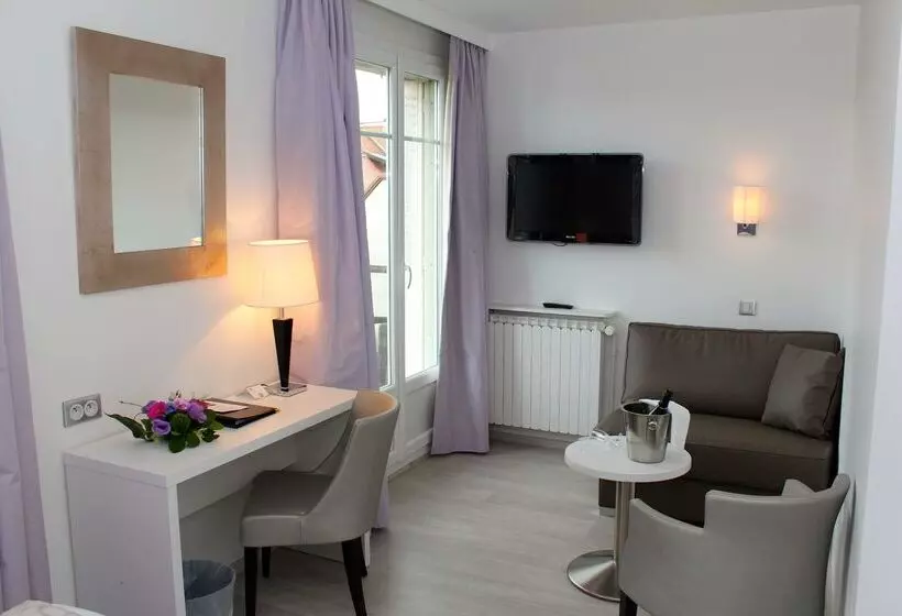 Best Western Plus Hotel Carlton Annecy