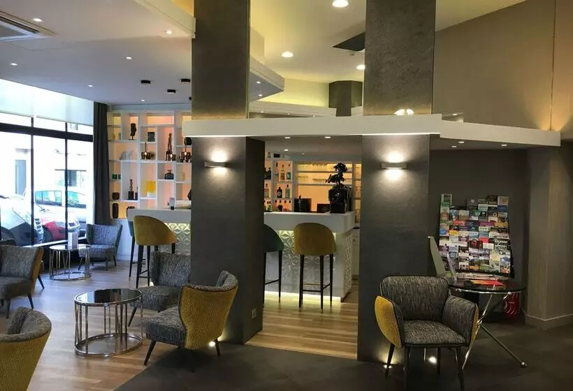 Best Western Plus Hotel Carlton Annecy