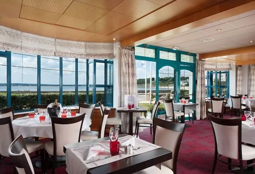 هتل Brit Hôtel De L Océan