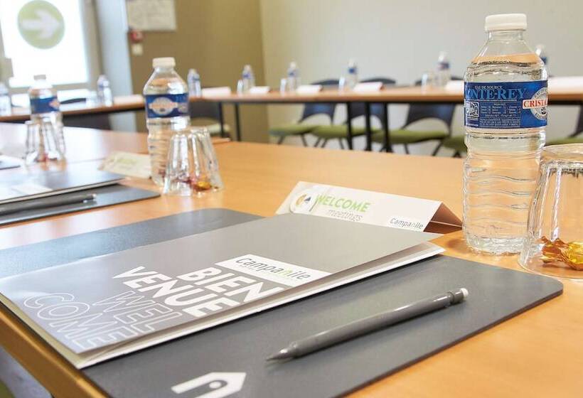 בית מלון כפרי Campanile Dijon Centre  Gare