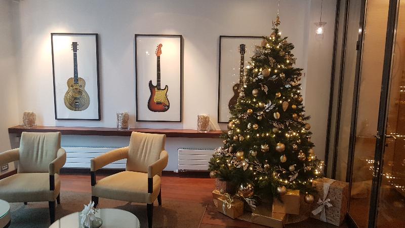 هتل Hôtel Le Colisée