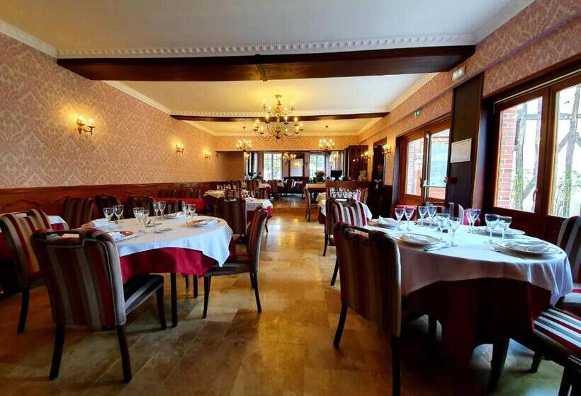 בית מלון כפרי Croix Blanche De Sologne