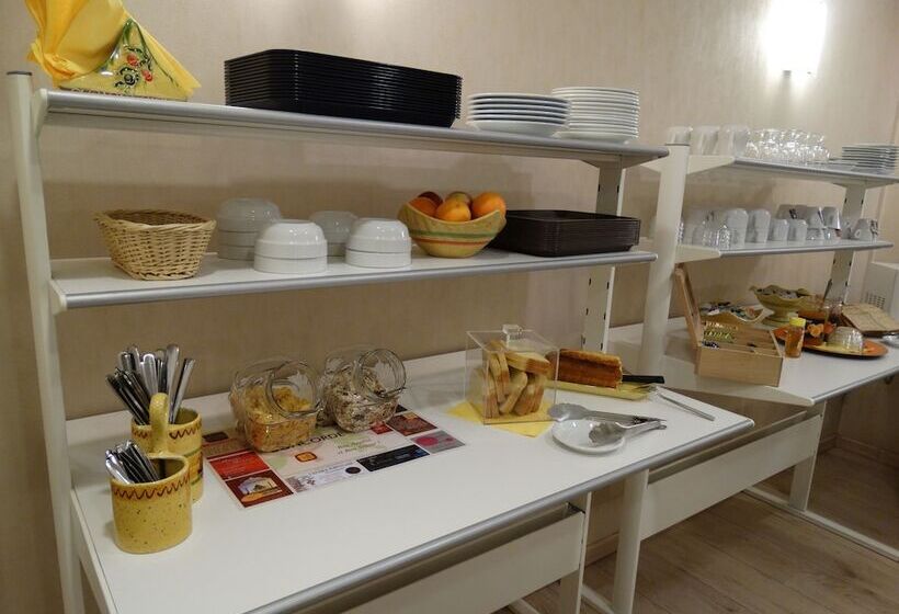 בית מלון כפרי Hôtel Concorde Béziers