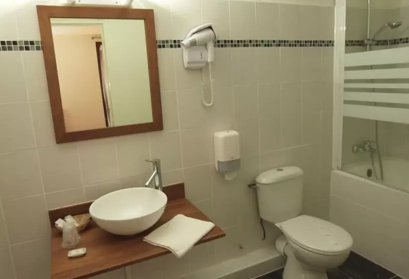 ホテル Hôtel Concorde Béziers