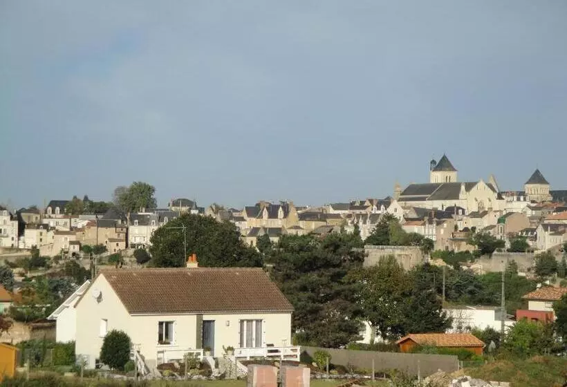 Отель Hôtellerie Saint Jean