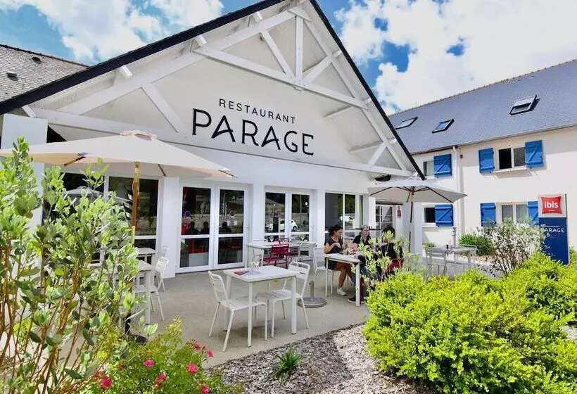 Отель Ibis Brest Kergaradec