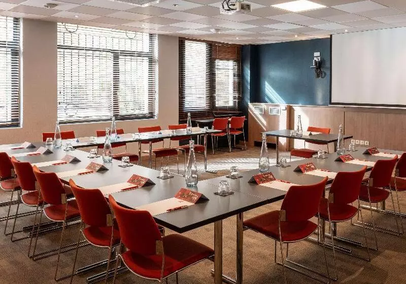 בית מלון כפרי Ibis Lyon Centre Perrache