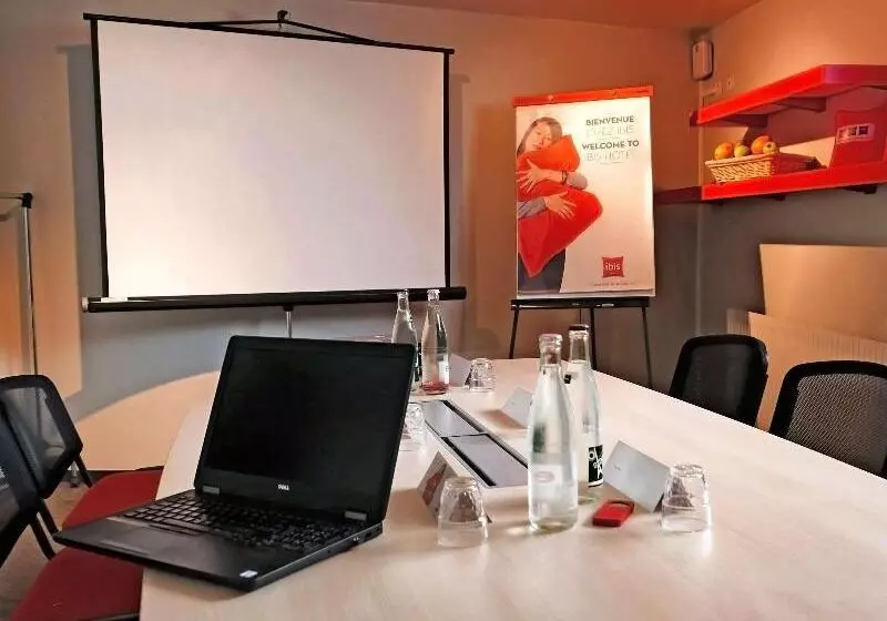 ホテル Ibis Paris Brancion Parc Des Expositions 15eme