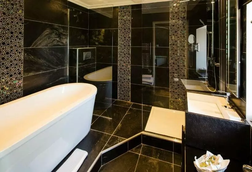 ホテル Le Mas De Guilles