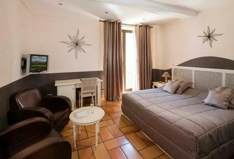 ホテル Le Mas De Guilles