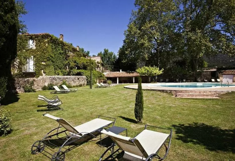 ホテル Le Mas De Guilles