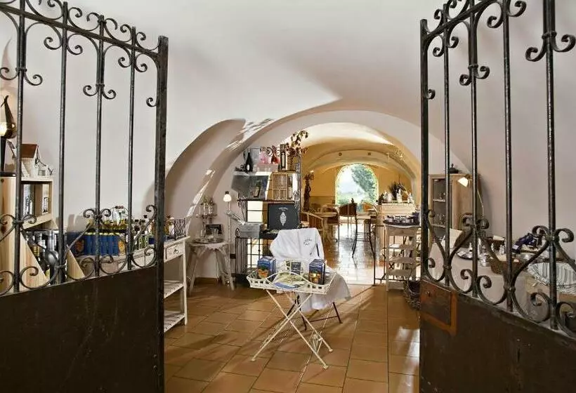 ホテル Le Mas De Guilles