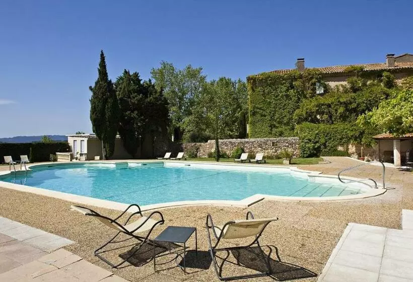 ホテル Le Mas De Guilles