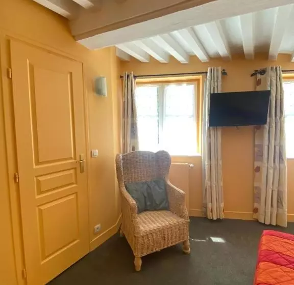 هتل Les Cascades   Hôtel De Charme