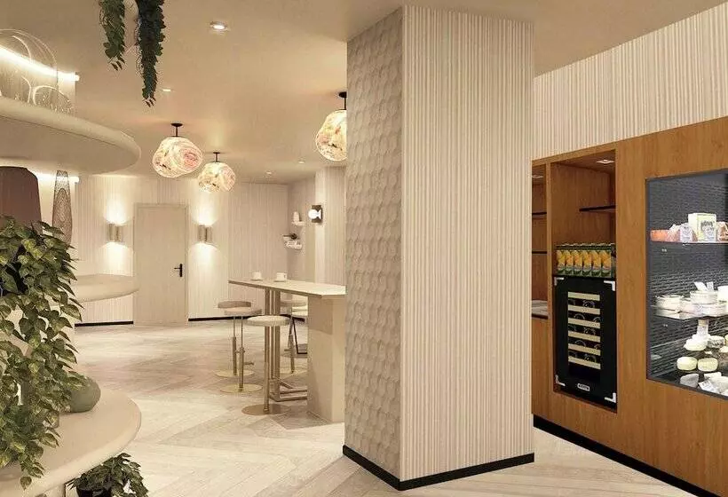 בית מלון כפרי Mercure Paris Ouest Saintgermain