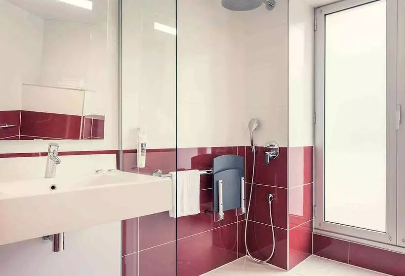 בית מלון כפרי Mercure Paris Ouest Saintgermain