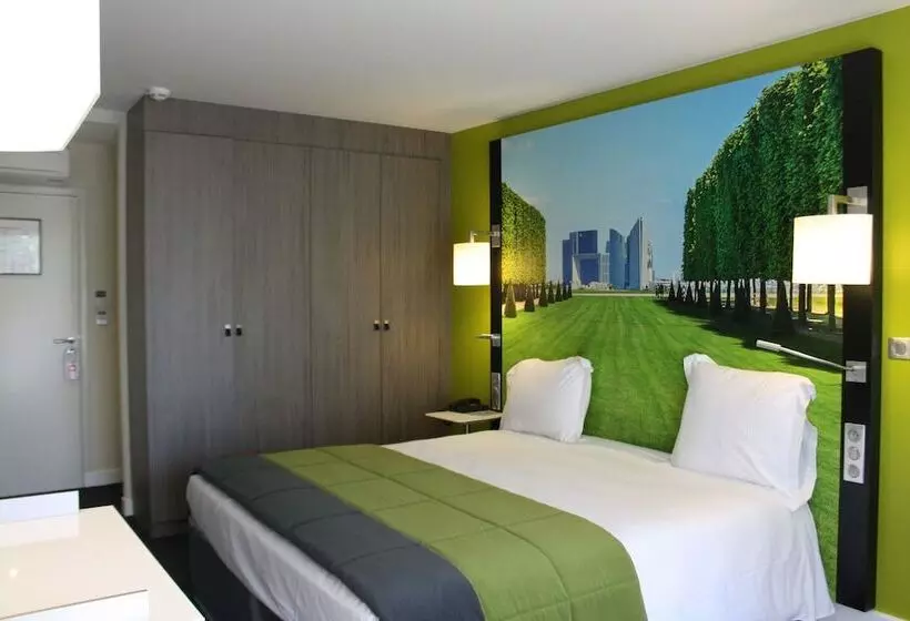 בית מלון כפרי Mercure Paris Ouest Saintgermain