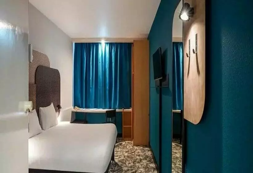 B&B HOTEL Chartres Centre Cathédrale