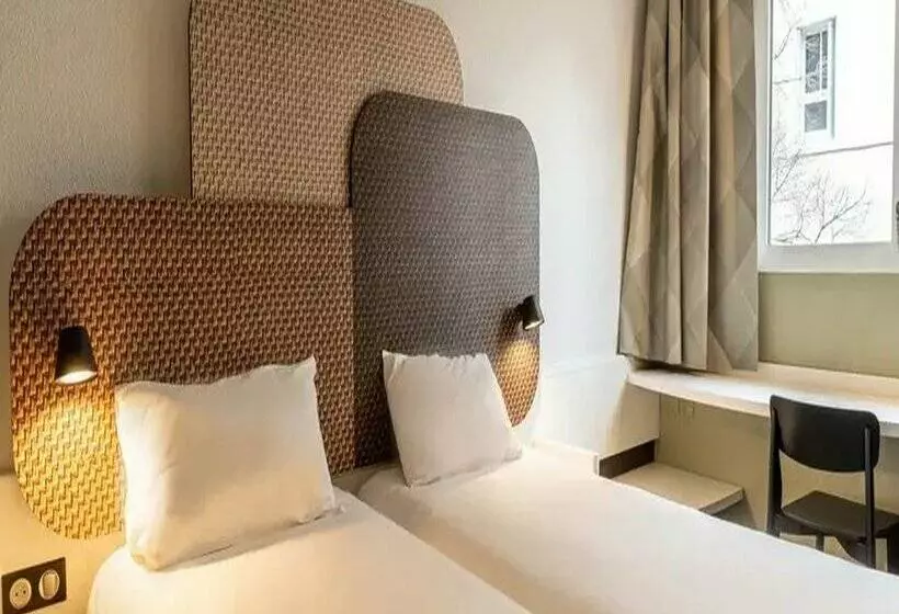 B&B HOTEL Marseille Prado Parc des Expositions