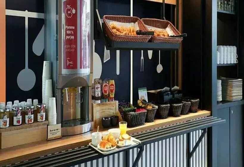 B&B HOTEL Marseille Prado Parc des Expositions