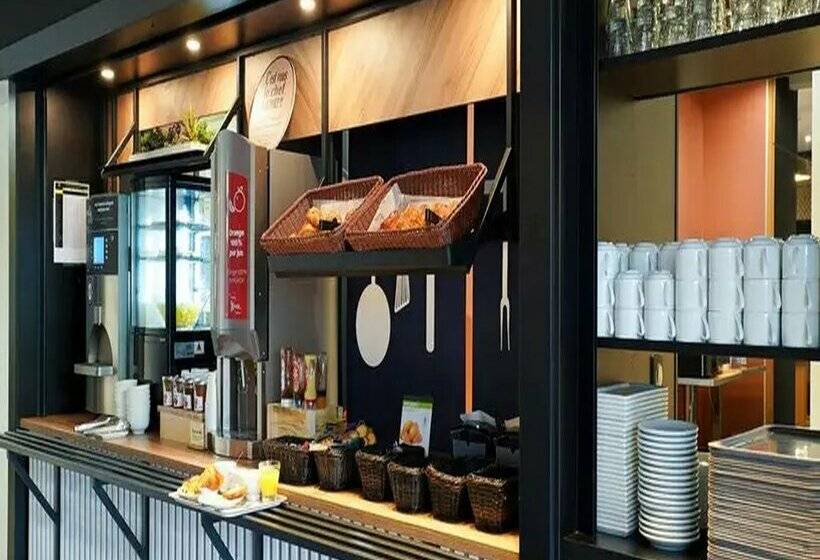 B&B HOTEL Marseille Prado Parc des Expositions