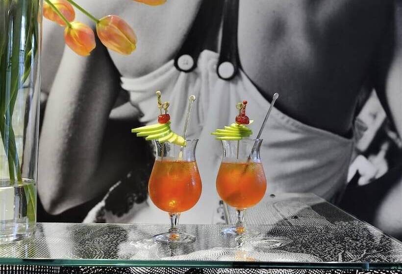 Hôtel & Spa Jules César Arles Mgallery Hotel Collection