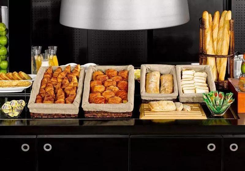 호텔 Campanile Conflans Sainte Honorine