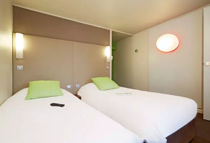 호텔 Campanile Lille Est Villeneuve D Ascq