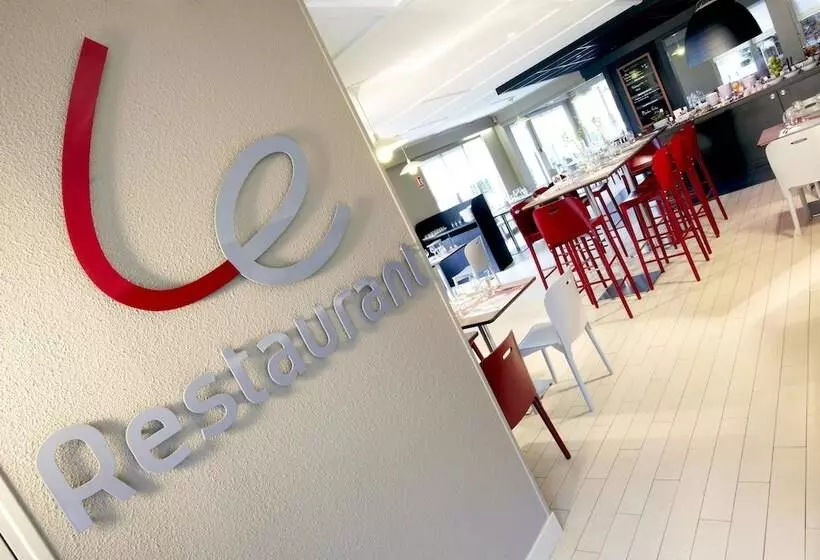 호텔 Campanile Lille Est Villeneuve D Ascq