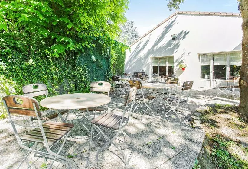 Hotel Campanile Vichy Bellerive