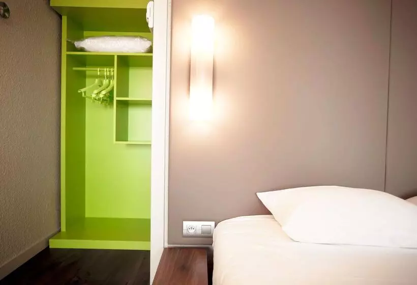 Hotel Campanile Vichy Bellerive