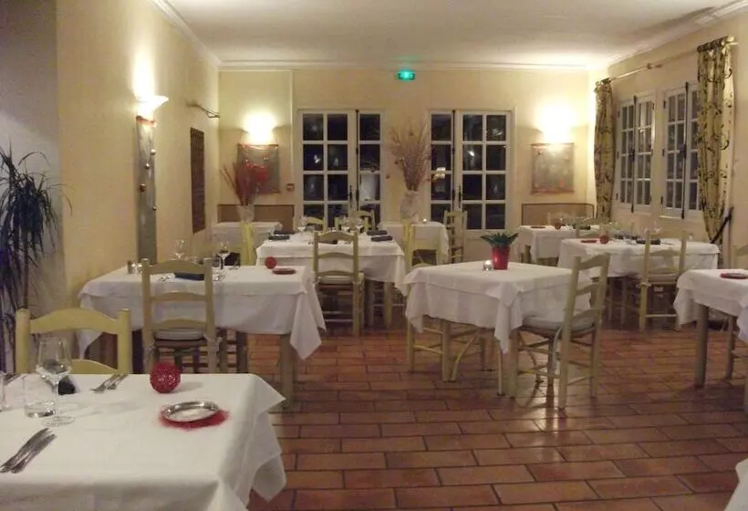 ホテル Lerie Du Domaine De Cabasse