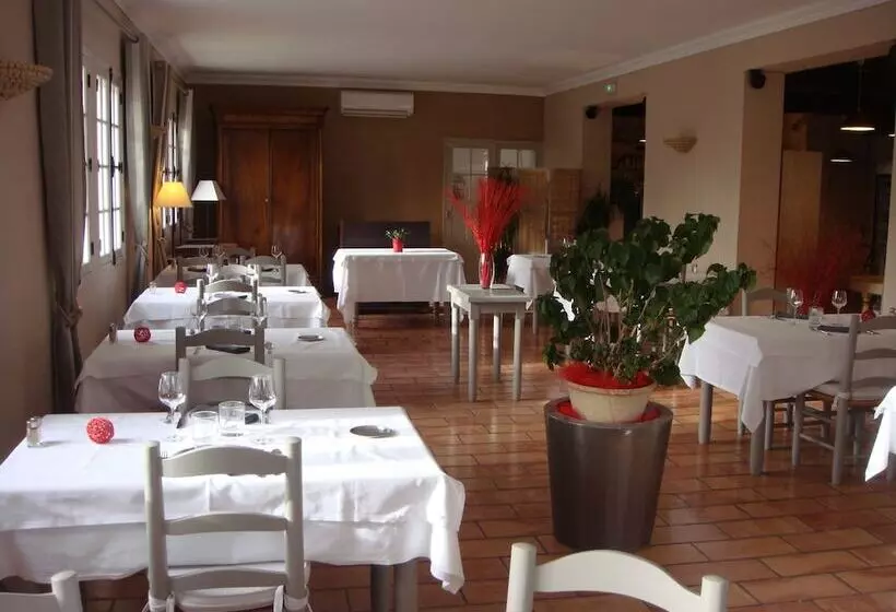 ホテル Lerie Du Domaine De Cabasse