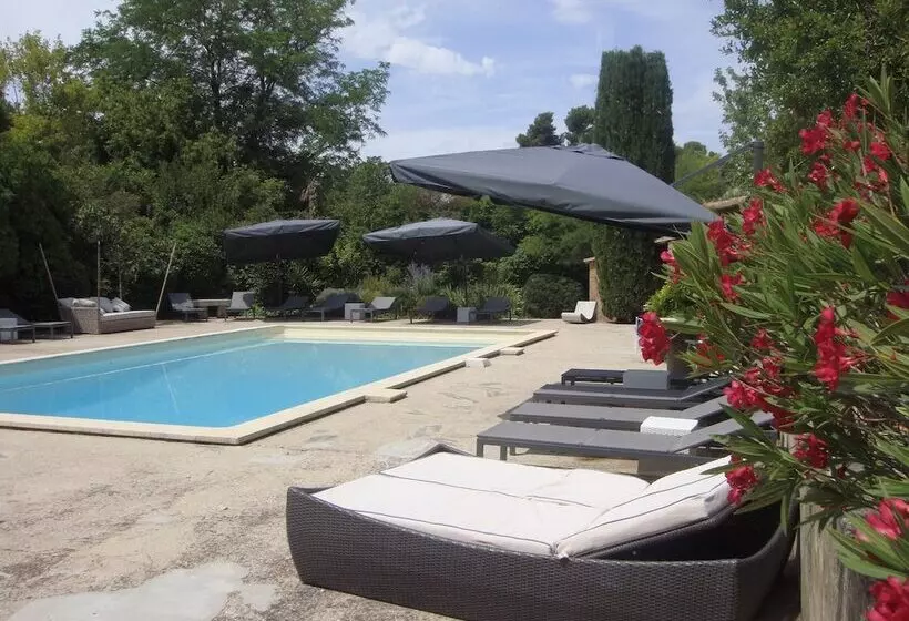 ホテル Lerie Du Domaine De Cabasse