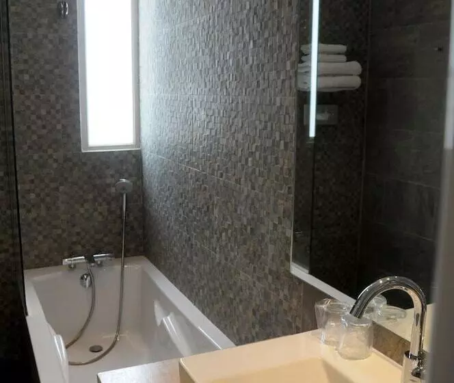 ホテル Lerie Du Domaine De Cabasse