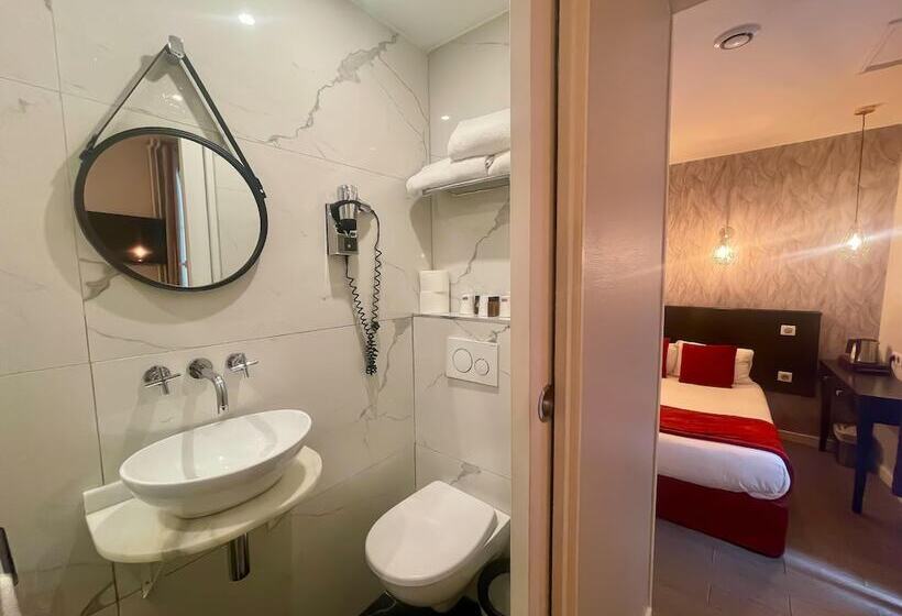 هتل Eiffel Rive Gauche