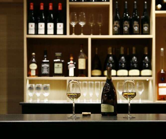 Hannong Hotel & Wine Bar